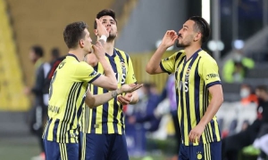 Fenerbahçe, Kadıköy&#039;de gülmeye başladı! 3-1