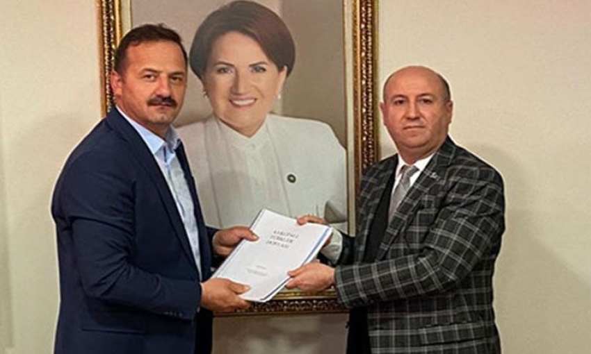 Avrupalı Türklerin başarılı ismi KONAD Genel Başkanı Sait Özcan İyi Parti Genel Merkezi’ne “Avrupa Türkleri Dosyası“ adlı raporunu sundu