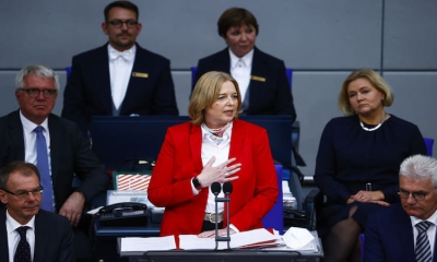 Almanya Federal Meclisi seçimlerden sonra ilk kez toplandı