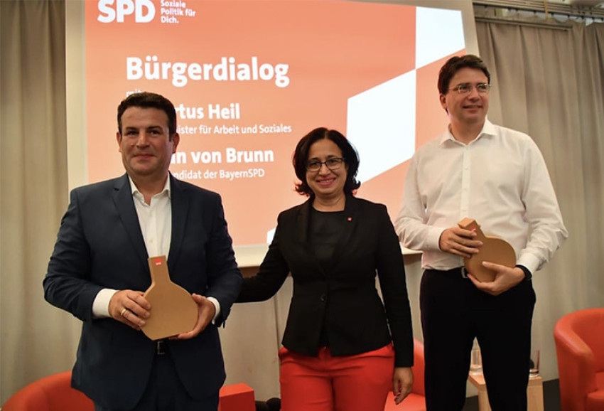 Moderatörlüğünü SPD Mittelfranken adayı Aynur Kır’ın yaptığı Bürgerdialog’da konuşan Federal Çalışma Bakanı Hubertus Heil; “Çifte Vatandaşlık Göçmen kökenli Vatandaşlarımız için önemlidir”