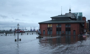Almanya&#039;da şiddetli yağmur yağışı su baskınlarına yol açtı