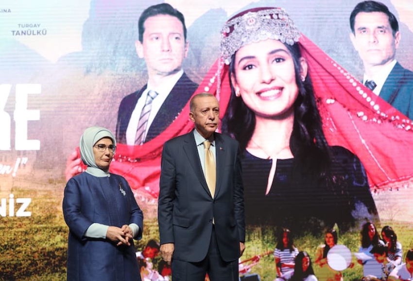 Cumhurbaşkanı Erdoğan, &quot;Aybüke; Öğretmen Oldum Ben!&quot; filminin Ankara'daki galasına katıldı