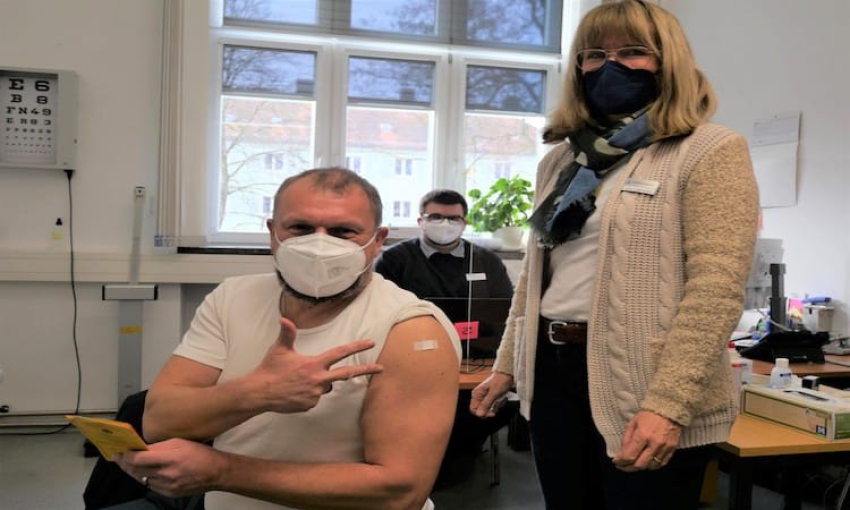 Boostern und Impfungen auch ohne Pflicht: Würzburger Landrat Thomas Eberth ruft erneut zum Impfen auf