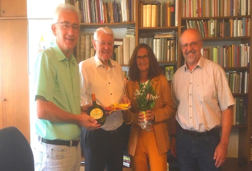 Foto: Margarete Dürrnagel | Die ÖDP-Stadtratsfraktion gratulierte Willi Dürrnagel, der seit 50 Jahren im Stadtrat Würzburg ist