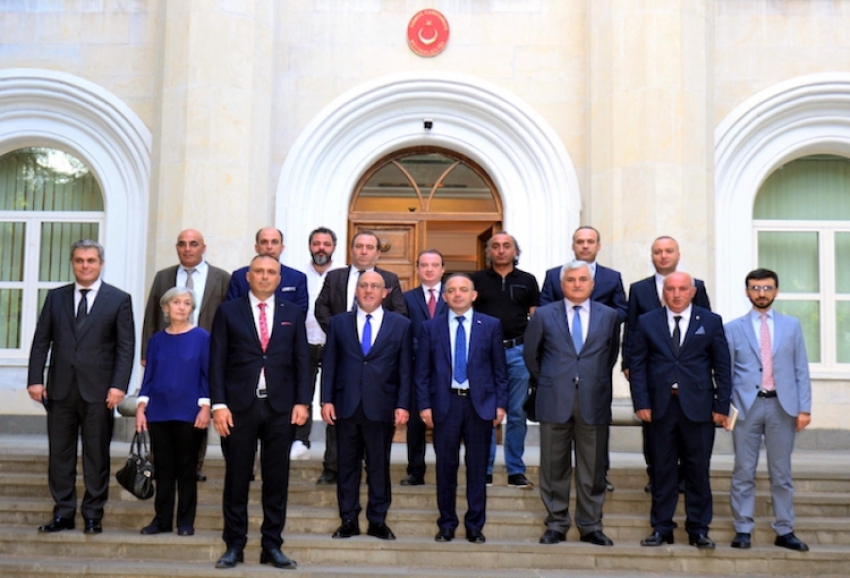 Ardahan Valisi Öner, Türkiye'nin Tiflis Büyükelçisi Orbay’ı ziyaret etti