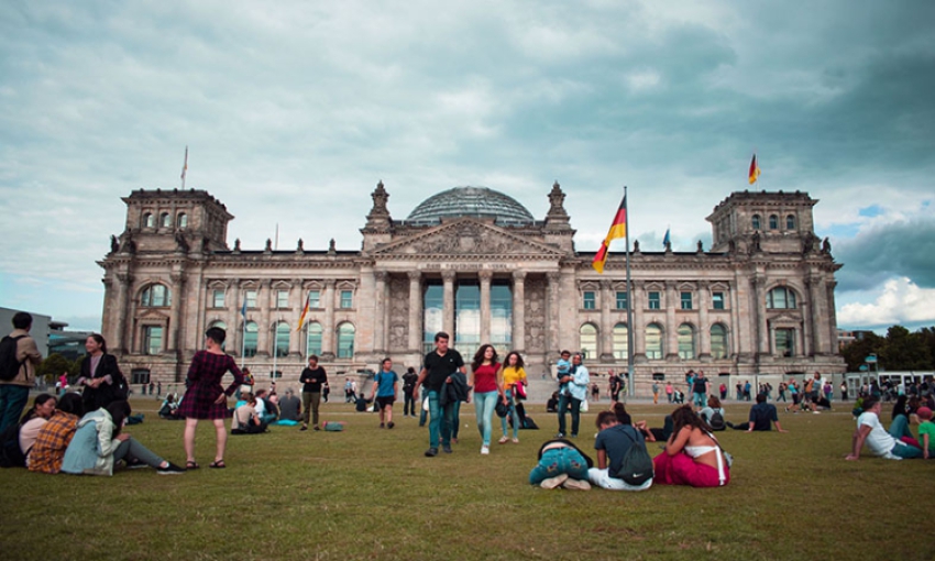 TBMM İnsan Haklarını İnceleme Komisyonu üyeleri Almanya'da temaslarda bulundu