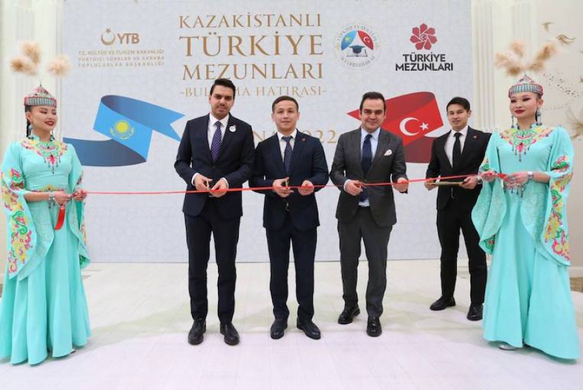 Kazakistan’da Türkiye Mezunları Derneği Açıldı