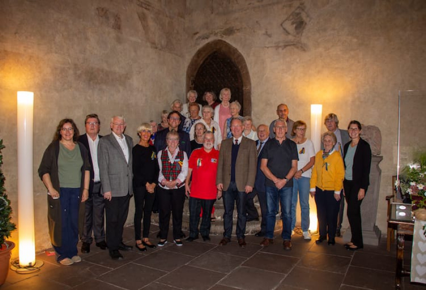 60 Jahre Städtepartnerschaft - Bürgermeister Heilig empfängt Delegation der Dundee Würzburg Twinning Association im Wenzelsaal