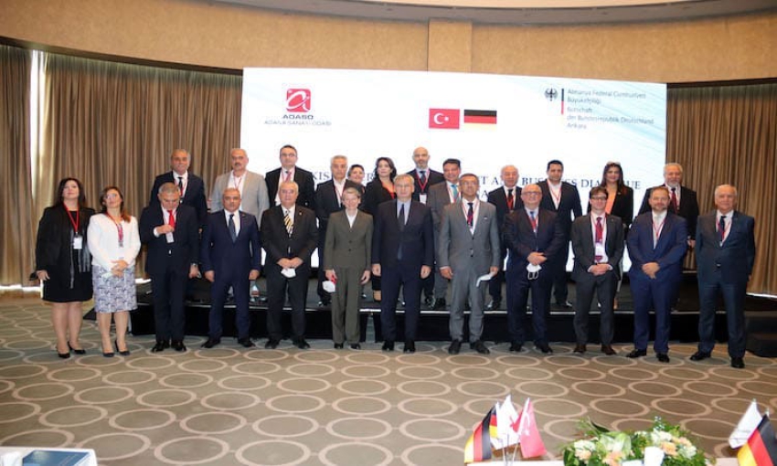 Adana'da Türkiye - Almanya Yatırım ve İşbirliği Günü Düzenlendi