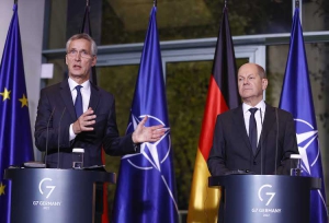 NATO Genel Sekreteri Stoltenberg ile Almanya Başbakanı Scholz ortak basın toplantısı düzenledi