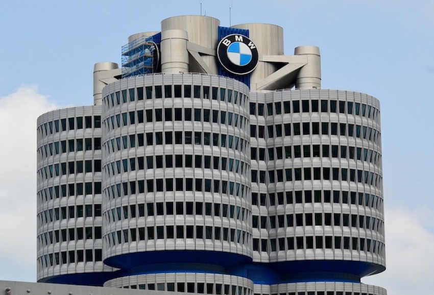 BMW, elektrikli araç ivmesiyle 2. çeyrekte satışlarını artırdı