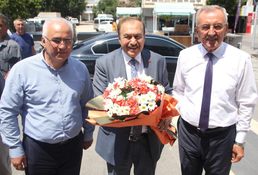 Eski Orman ve Su İşleri Bakanı Eroğlu, Antalya'da ziyaretlerini sürdürdü