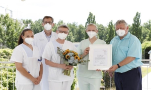 Verleihung des 3. FRITZ-BÖHRER-PREISES an Jutta Ballwieser, Pflegerische Leitung der Medizinischen Klinik 8 am Klinikum Nürnberg Süd