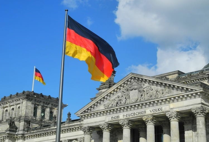 Almanya küresel enerji fiyatlarında düşüş beklemiyor
