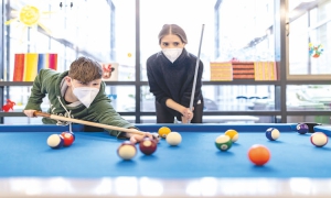 Neues Behandlungsangebot - Wenn das Daddeln riskant wird: Klinikum Nürnberg startet Medientherapie für Kinder und Jugendliche