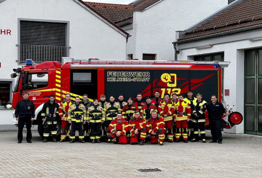 Teilnehmer des 1. Atemschutzgeräteträgerlehrgangs 2023  Foto: Paul Zieglmeier, Freiwillige Feuerwehr Kelheim