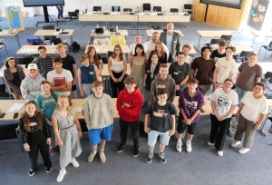  Bildunterschrift: Keine Scheu vor Gremienarbeit: Der Jugendkreistag Würzburg strebt einen Sitz im Jugendhilfeausschuss an und möchte die Interessen junger Menschen besser vertreten. Foto: Kathrin Klotzbach