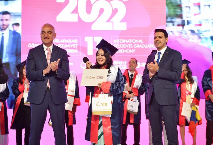 11. Uluslararası öğrenciler mezuniyet töreni Ankara'da gerçekleştirildi