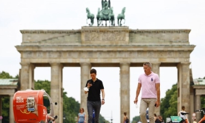 Berlin&#039;de güneşli gün