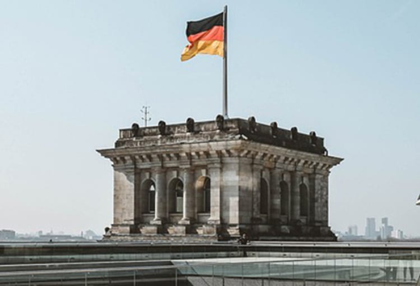 Almanya'da hükümet üyeleri, yeni vatandaşlık yasasında anlaştı