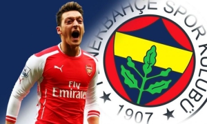 Mesut Özil ,“Türkiye&#039;de sadece Fenerbahçe&#039;de forma giyerim”